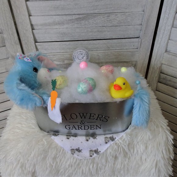 Bunny Rabbit in a Tub - Handmade - Picture 4 of 5